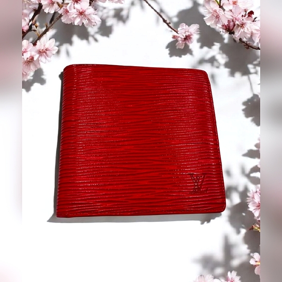 Louis Vuitton Women's Wallet GUC - Picture 1 of 7
